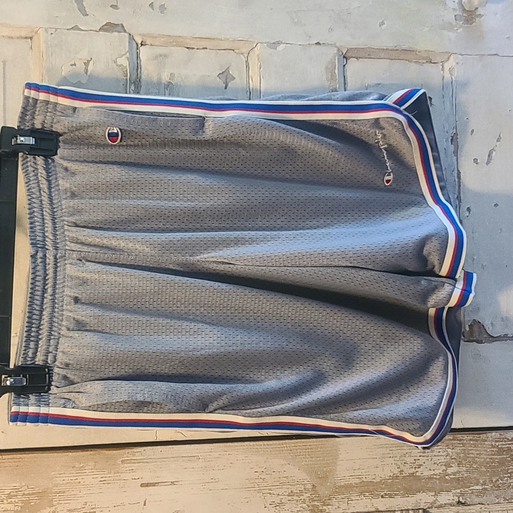 Champion shorts size Med